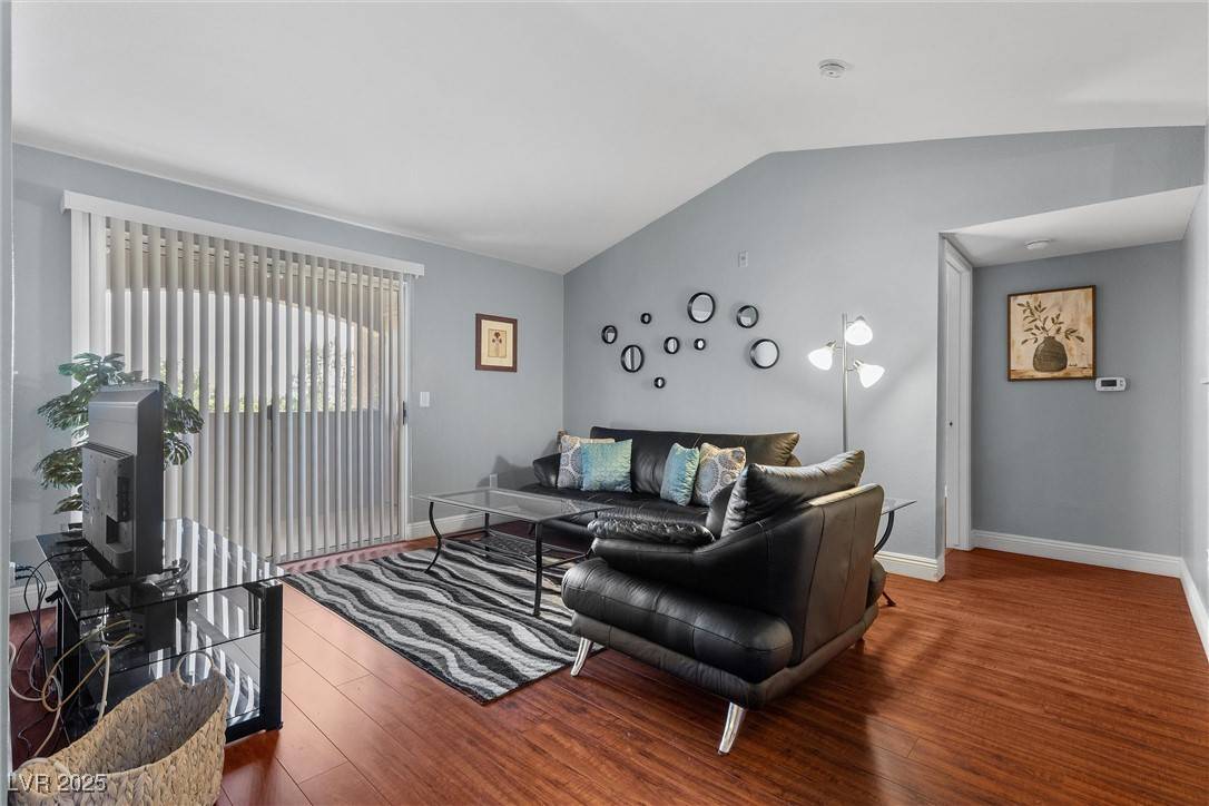 Henderson, NV 89012,231 W Horizon Ridge Pkwy #1228