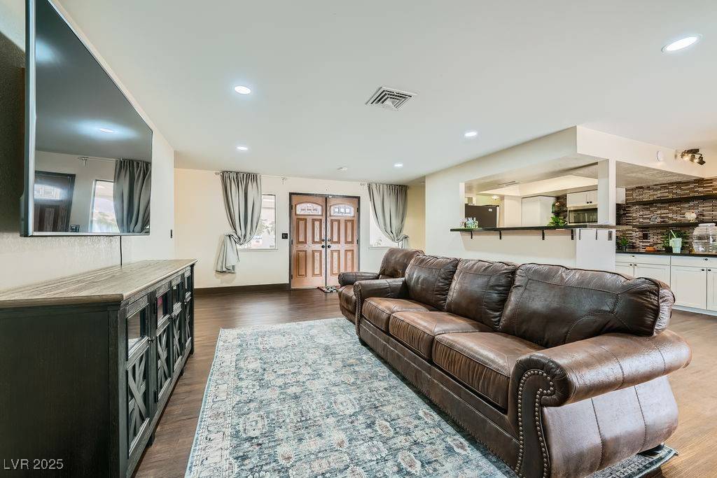 Las Vegas, NV 89110,1491 Sunrise View DR