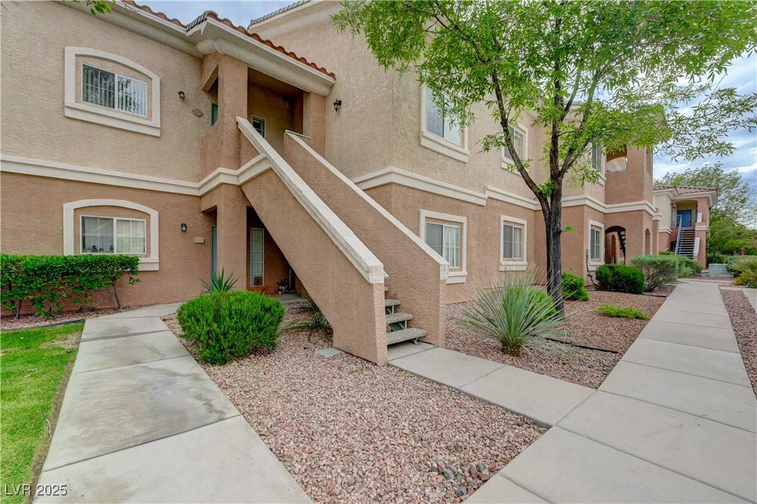 Las Vegas, NV 89144,10525 Pine Glen AVE #206