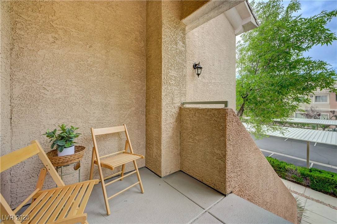 Las Vegas, NV 89144,10525 Pine Glen AVE #206