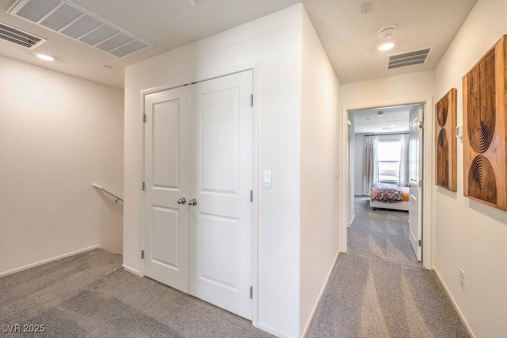 North Las Vegas, NV 89081,2534 Petunia Garden ST #222