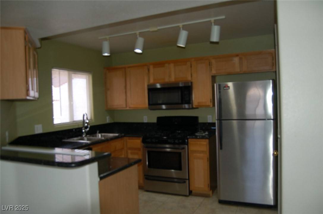 Las Vegas, NV 89104,4555 E Sahara AVE #213
