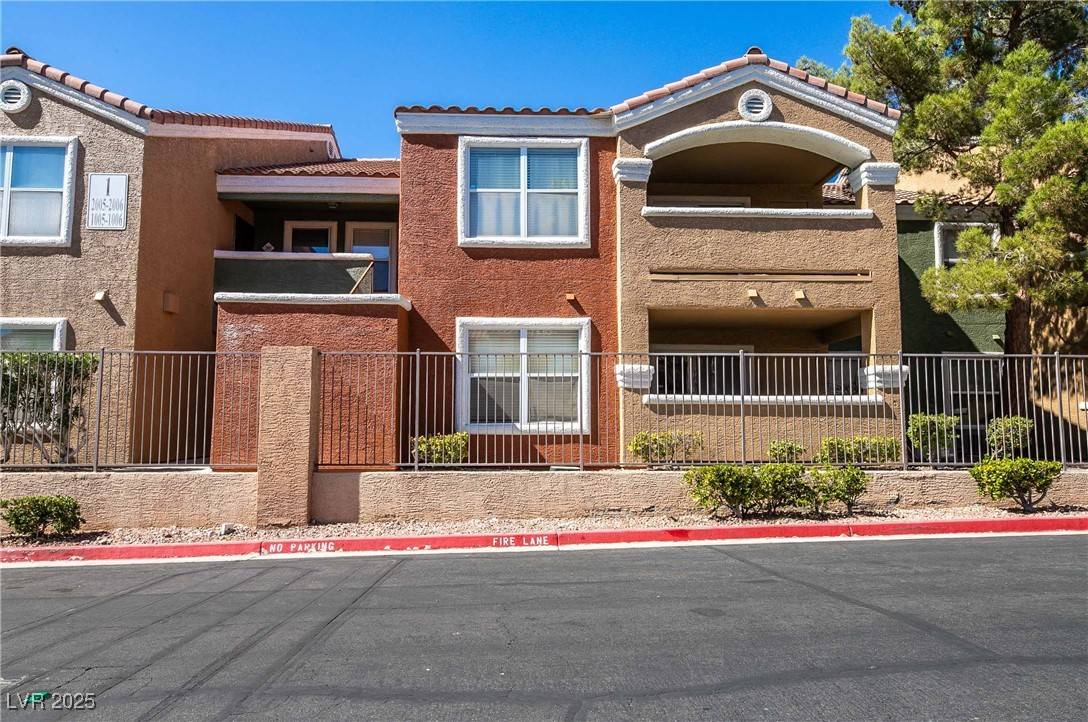 Las Vegas, NV 89147,8101 W Flamingo RD #2006