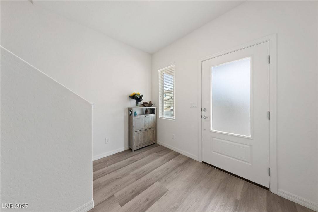 Las Vegas, NV 89156,2729 Pavehawk WAY