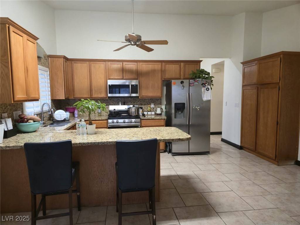 Las Vegas, NV 89108,6361 Copperfield AVE