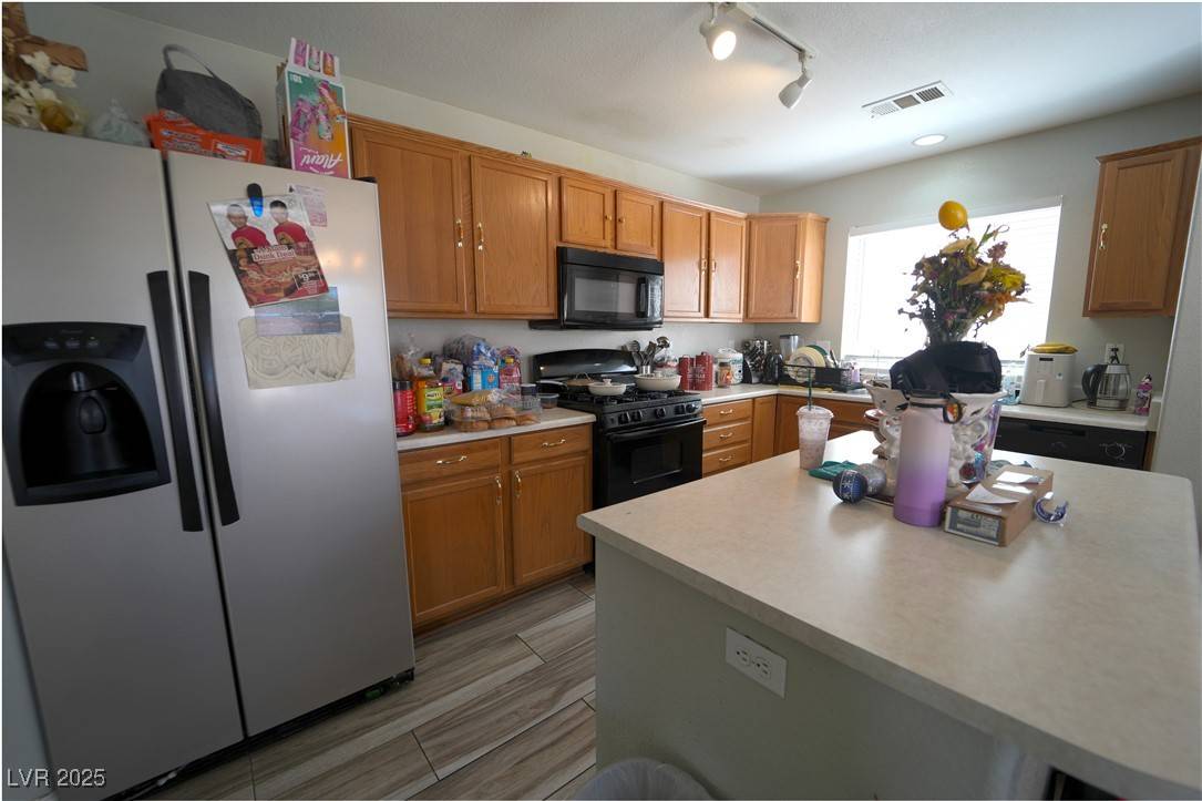 Las Vegas, NV 89156,6002 Stone Hollow AVE