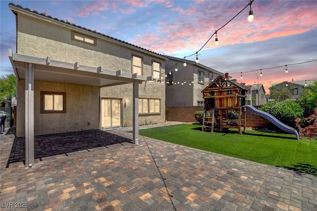 Henderson, NV 89014,1055 Fish Pond AVE