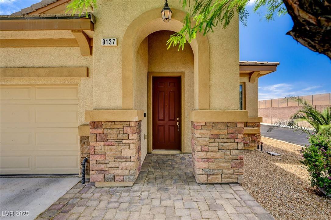 Las Vegas, NV 89143,9137 Big Plantation AVE