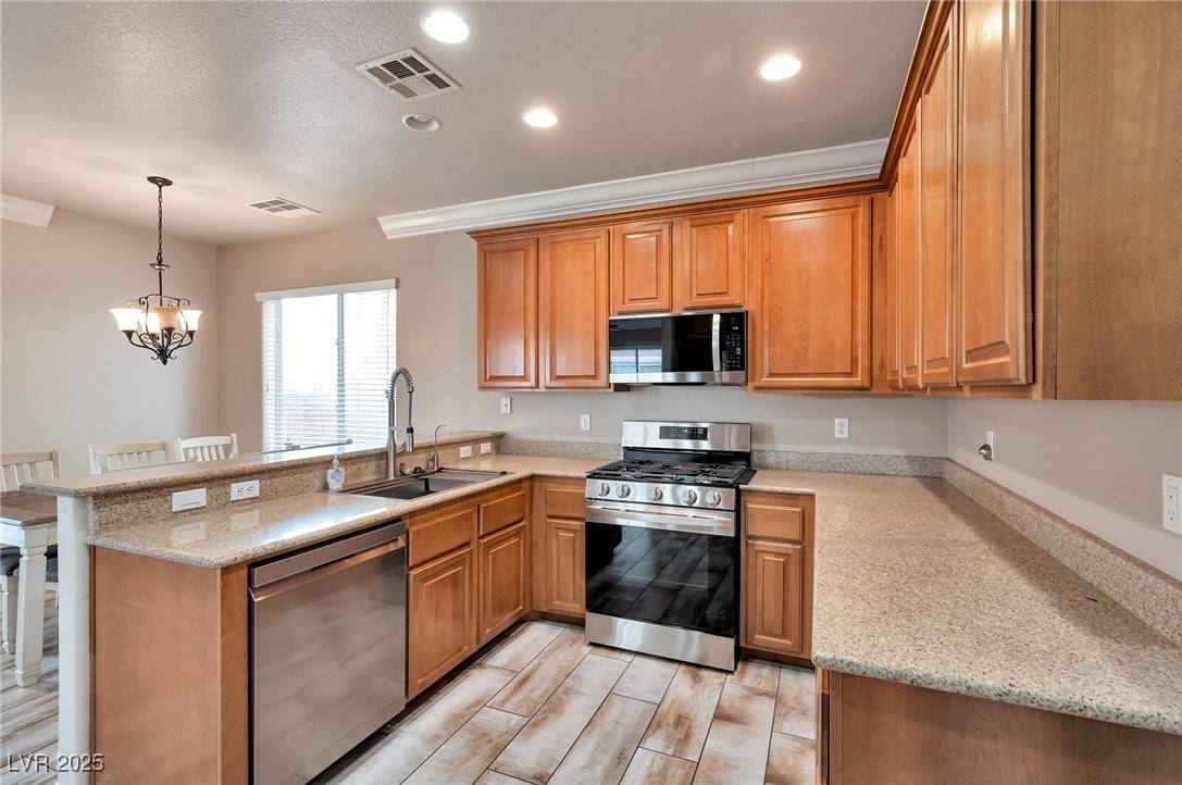 Las Vegas, NV 89166,8152 Satin Carnation LN