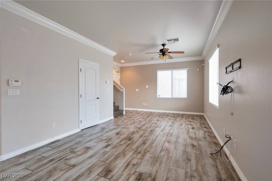 Las Vegas, NV 89166,8152 Satin Carnation LN