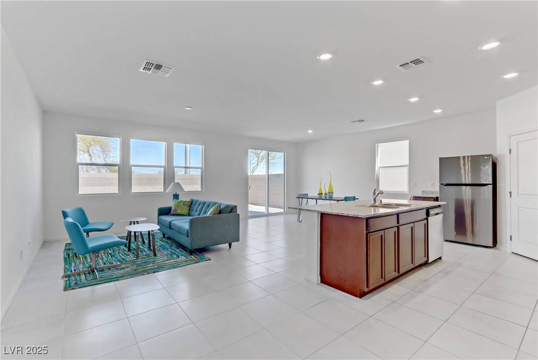 Las Vegas, NV 89113,7256 Saxby AVE