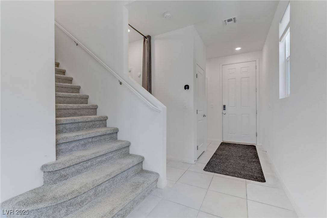 Las Vegas, NV 89113,7256 Saxby AVE