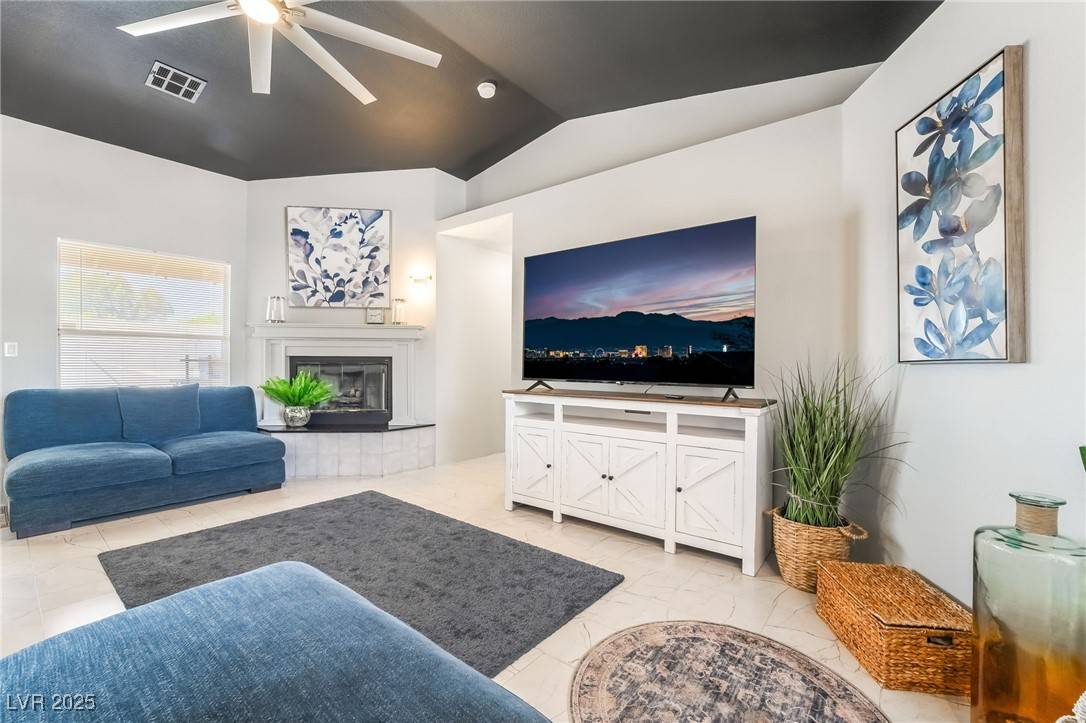 Las Vegas, NV 89120,3145 Tarpon DR