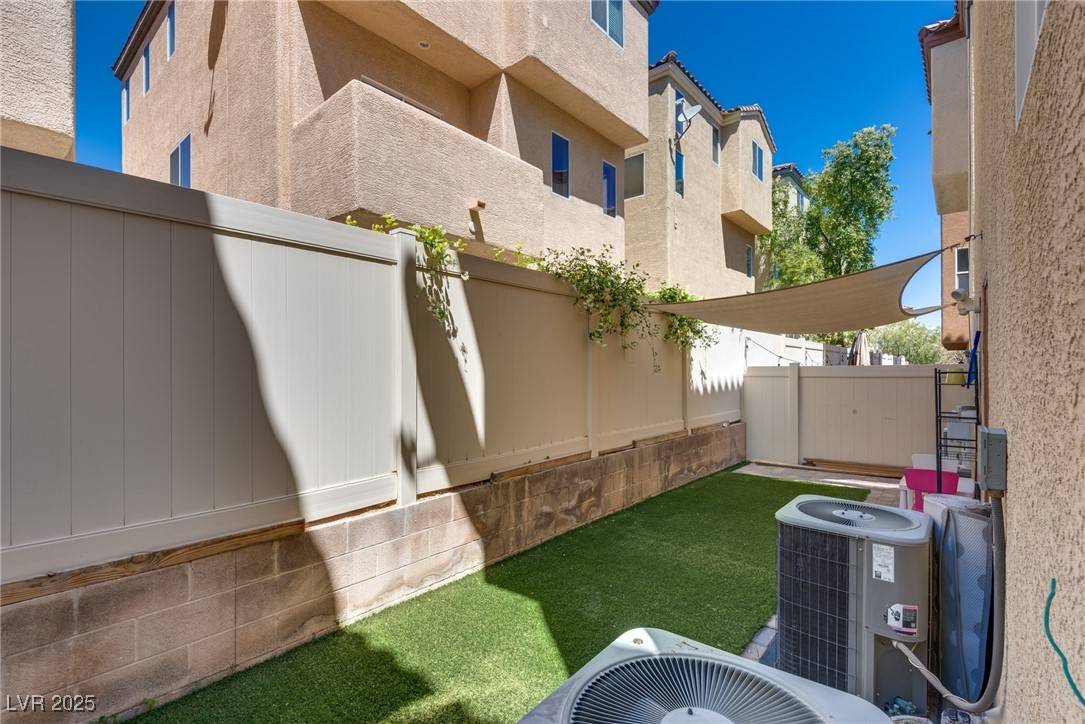 Las Vegas, NV 89141,10519 Mann ST