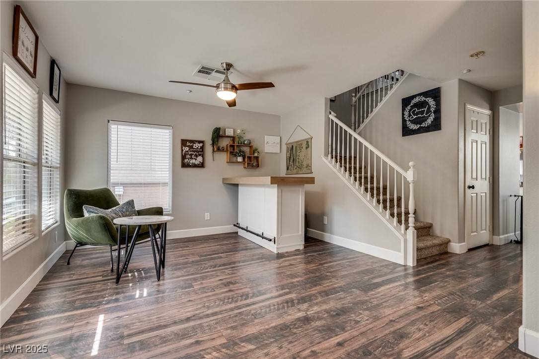 Henderson, NV 89002,680 Moonlight Stroll ST