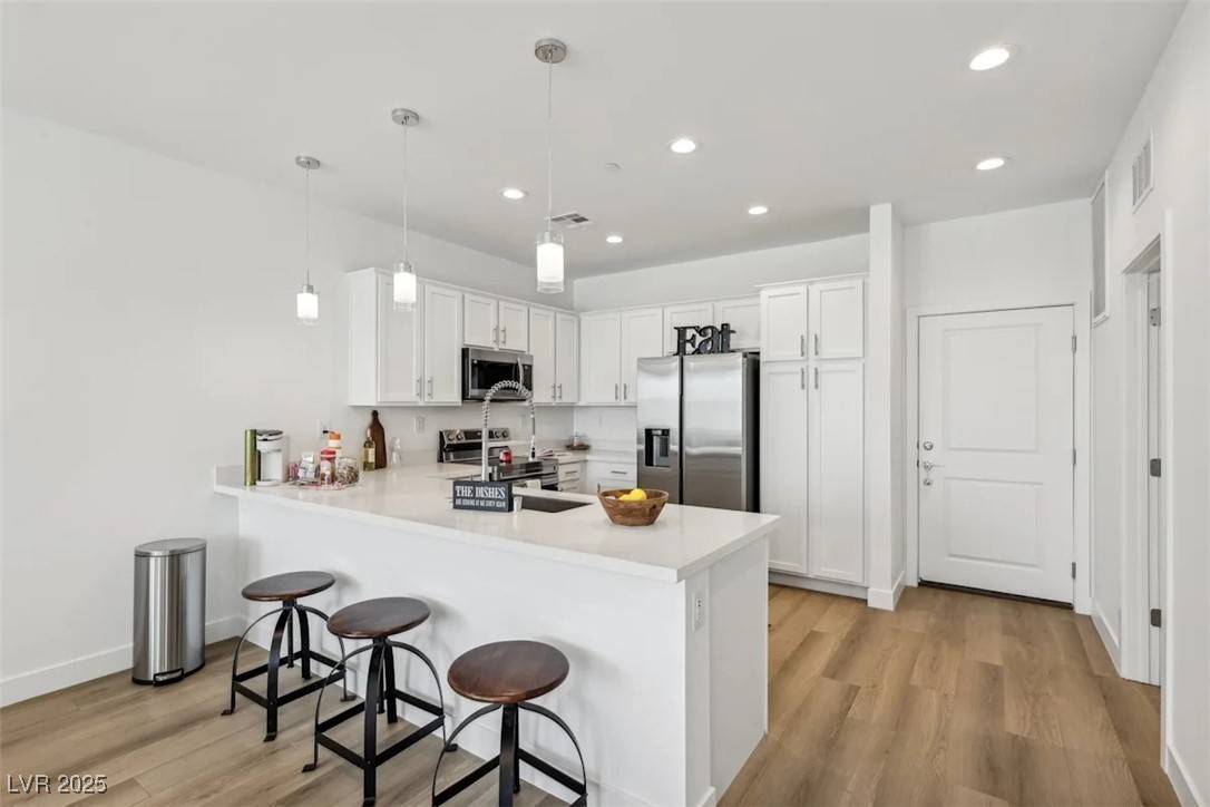 Las Vegas, NV 89166,10515 Prospering Valley WAY