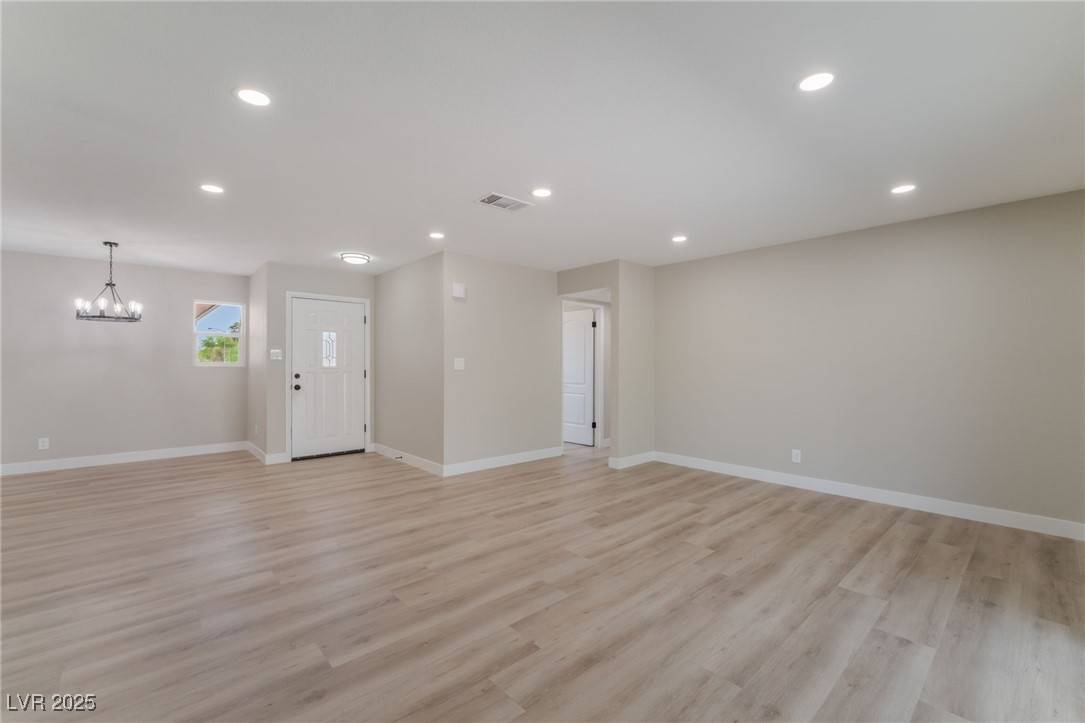 Las Vegas, NV 89142,5245 Hillman AVE