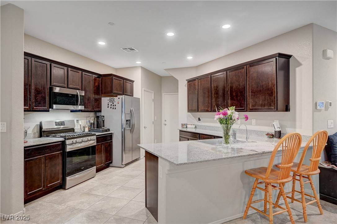 Las Vegas, NV 89178,9327 S Chieftain ST