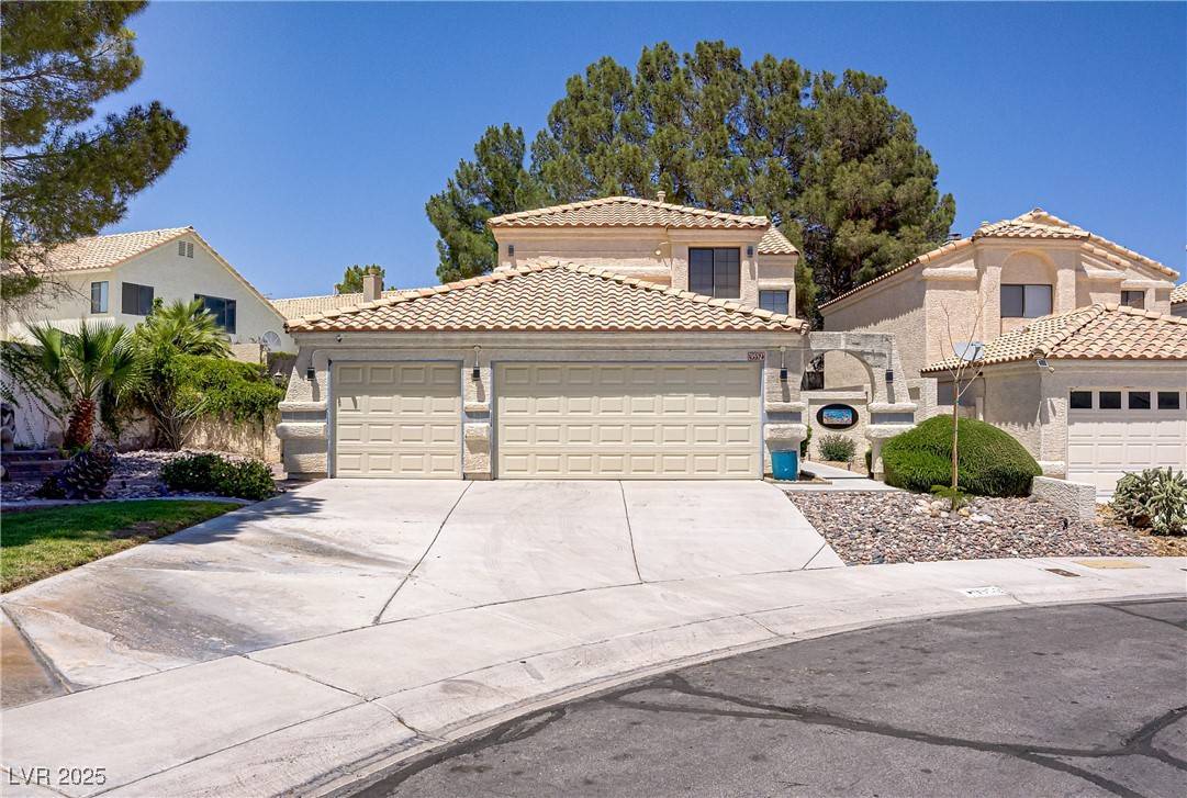 Las Vegas, NV 89117,9552 Wooden Pier WAY