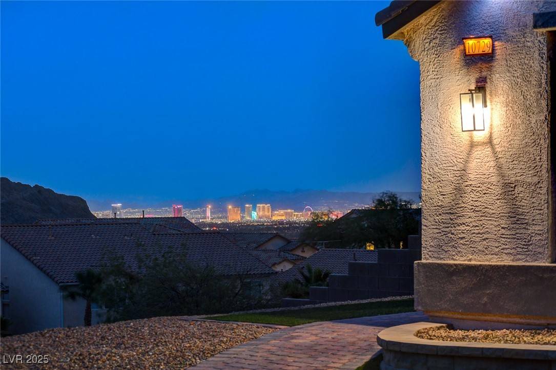 Las Vegas, NV 89129,10729 Marathon Bell LN