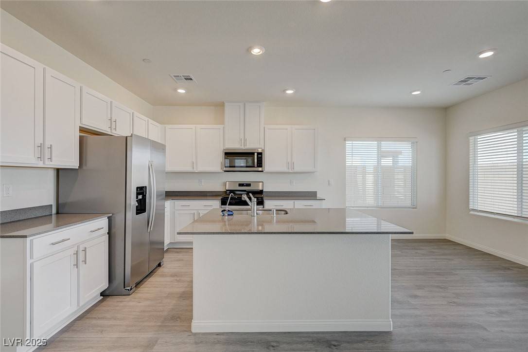 Henderson, NV 89011,502 Red Lovebird AVE