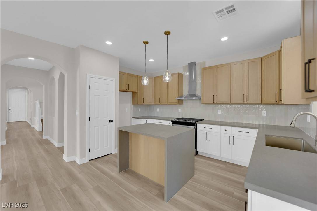 Henderson, NV 89012,177 Rocky Star ST