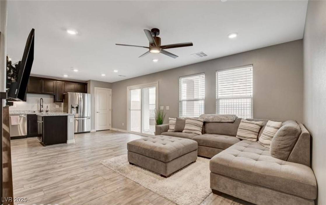 Henderson, NV 89012,280 Quail Finch DR