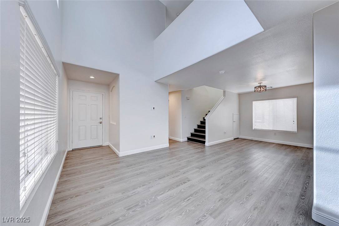 Las Vegas, NV 89144,11028 Meadow Leaf AVE
