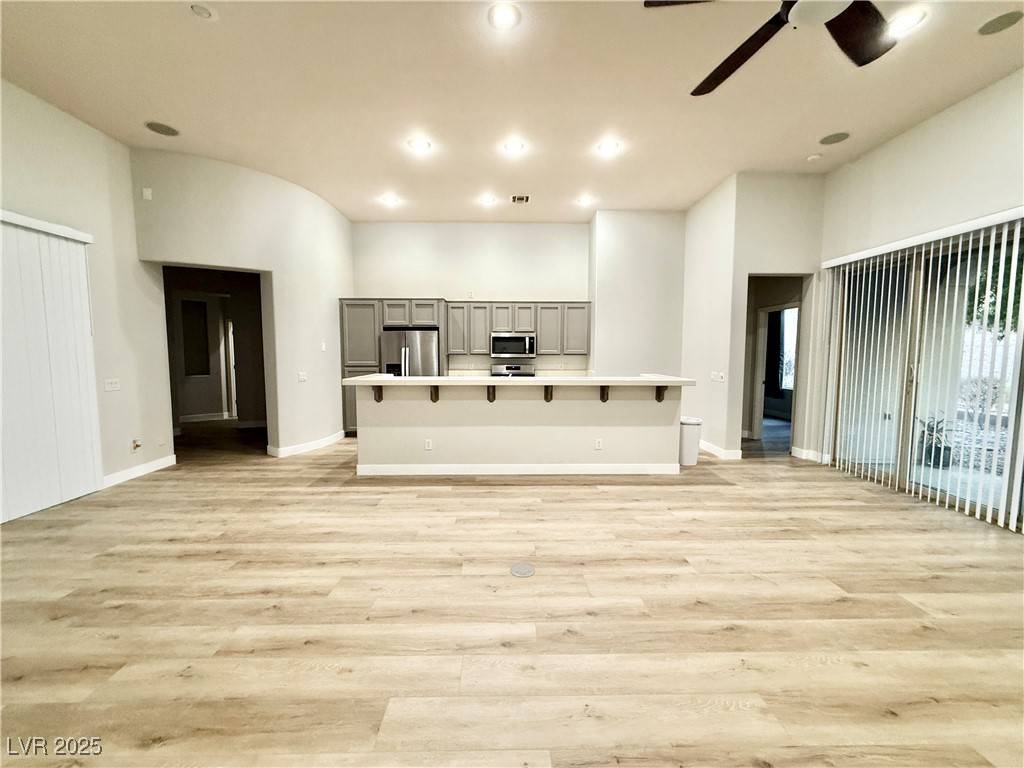 Henderson, NV 89052,101 Emerald Dunes CIR