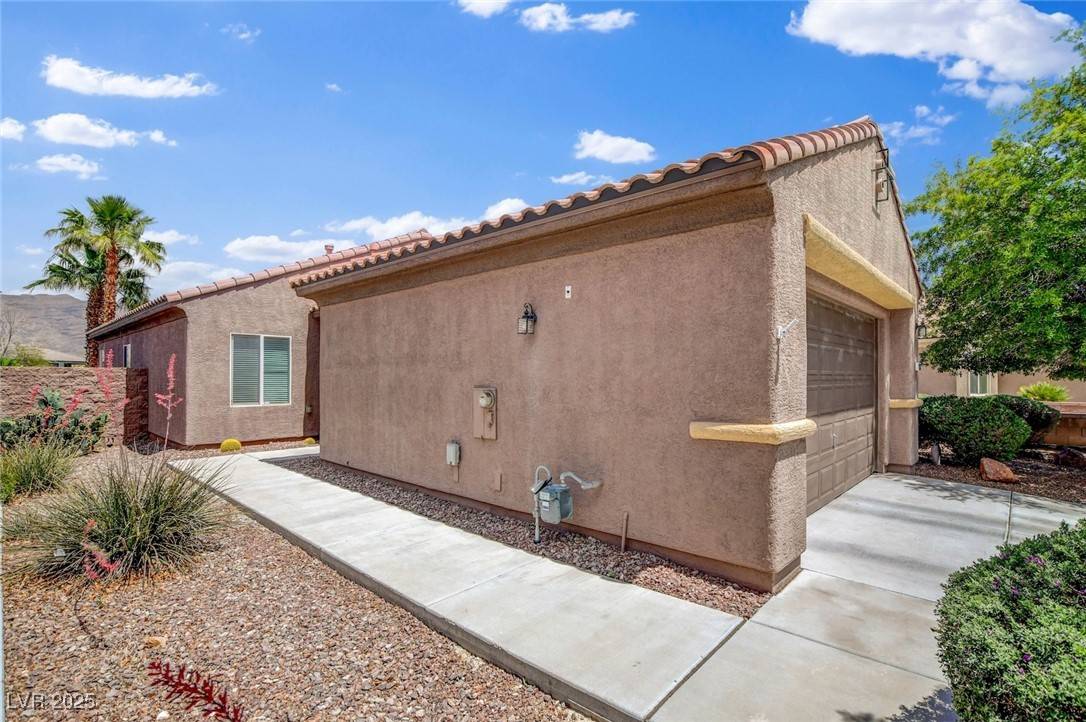 Las Vegas, NV 89131,7152 Fairwind Acres PL