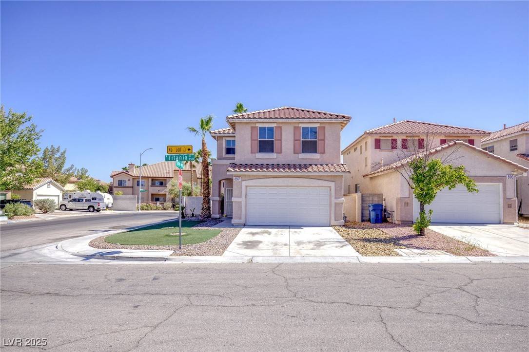 Las Vegas, NV 89147,8507 TITANIA CT