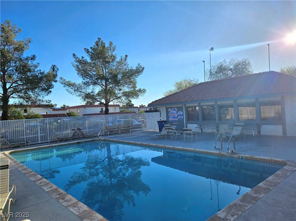 Las Vegas, NV 89128,1128 Willow Tree DR #C