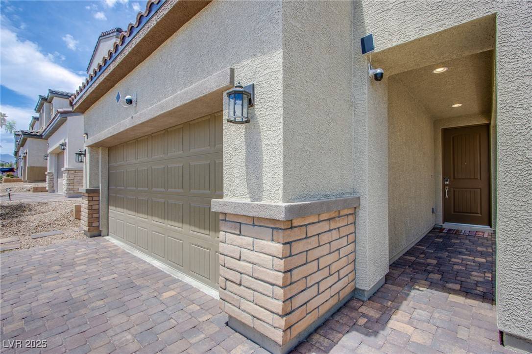 Las Vegas, NV 89166,10590 Dryades AVE