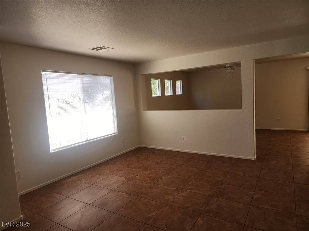 Las Vegas, NV 89135,10629 CALICO PINES AVE