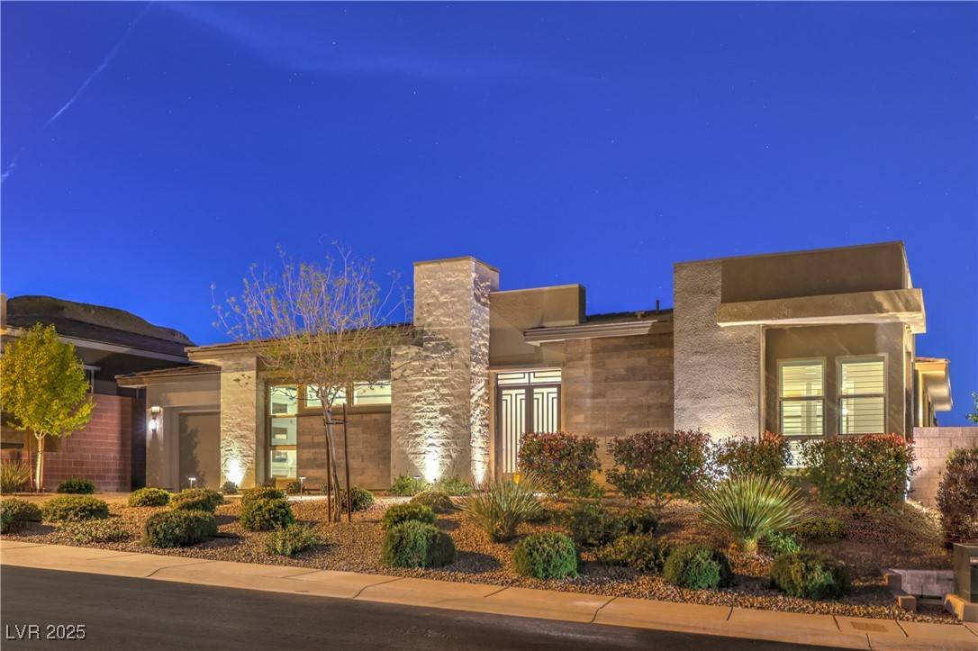 Las Vegas, NV 89148,10048 Copper Edge RD