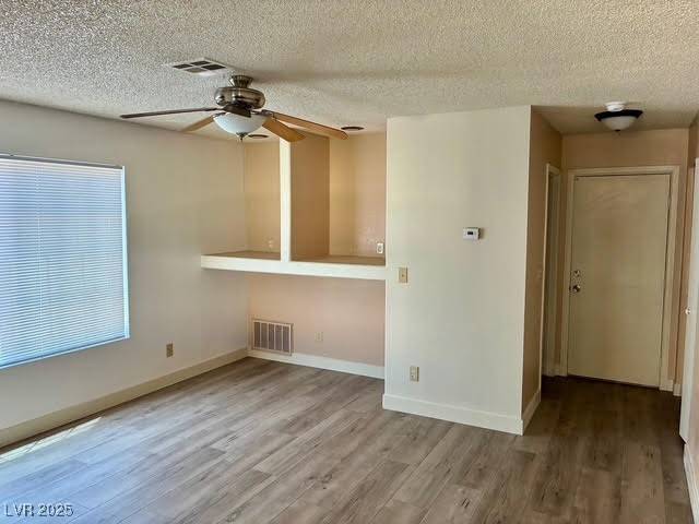 Las Vegas, NV 89130,4824 Braeburn DR