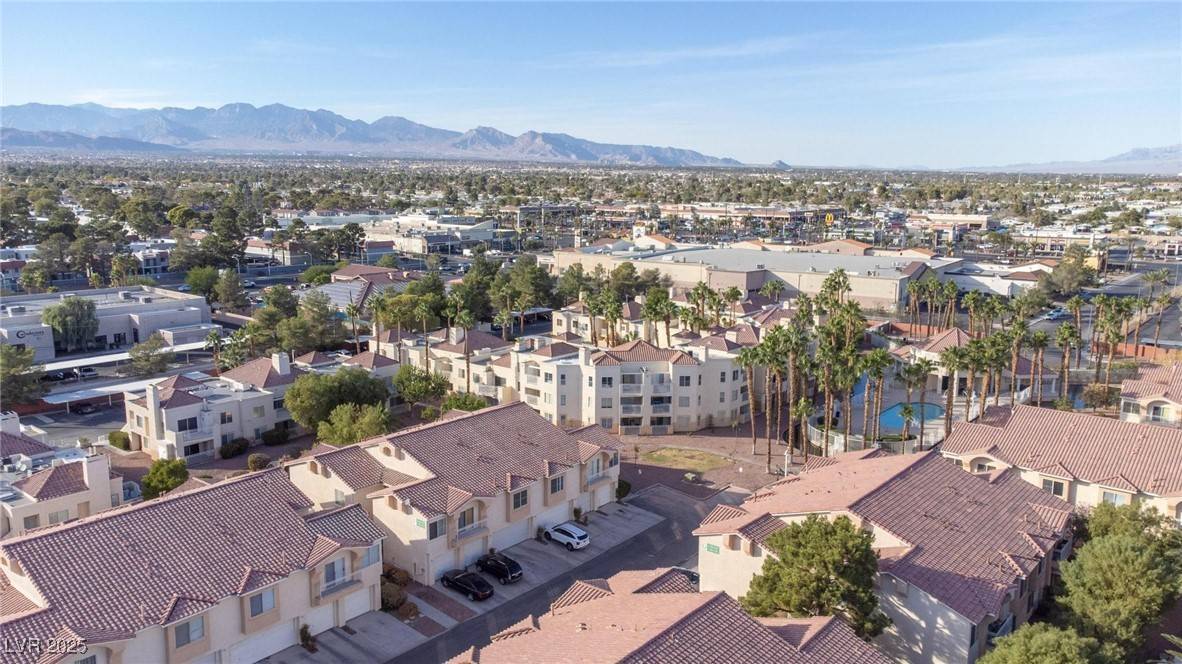 Las Vegas, NV 89118,5000 Red Rock ST #237