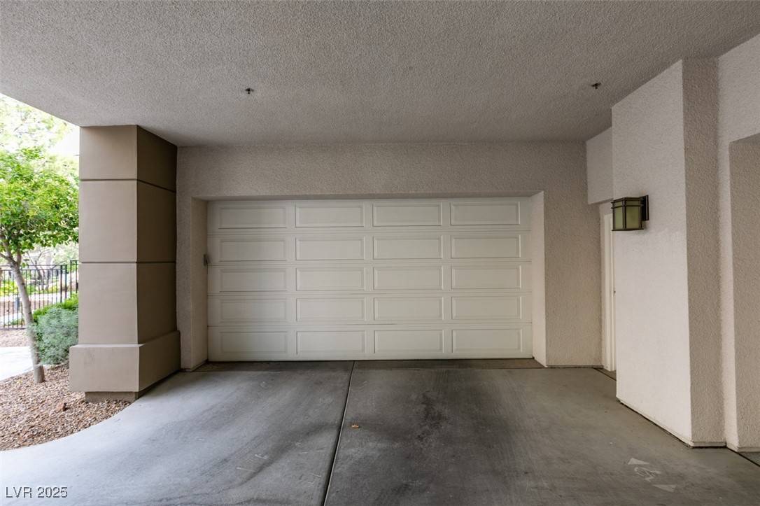 Las Vegas, NV 89144,9201 Tesoras DR #302