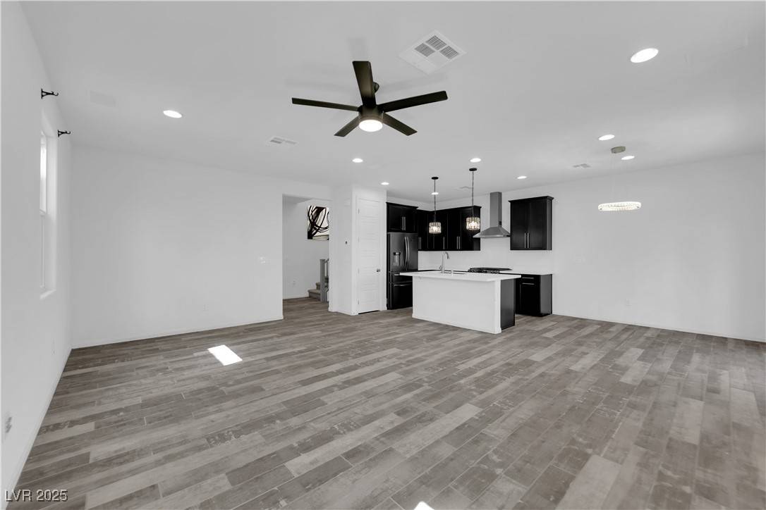 North Las Vegas, NV 89031,407 Carsin Wayne CT