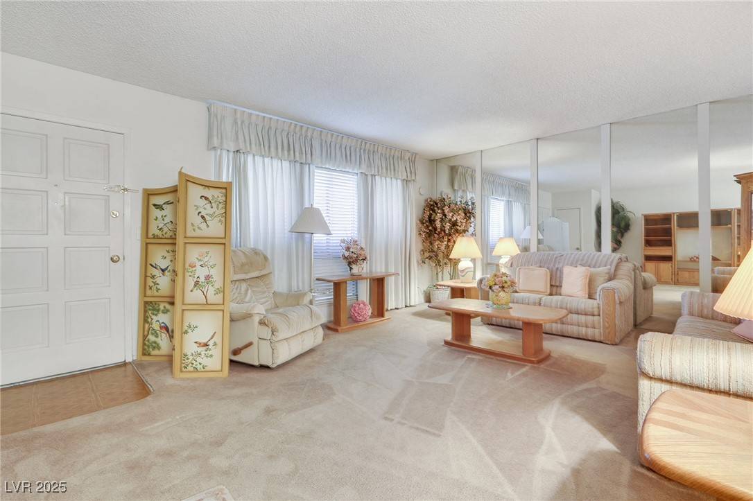Las Vegas, NV 89121,3553 Kensbrook ST