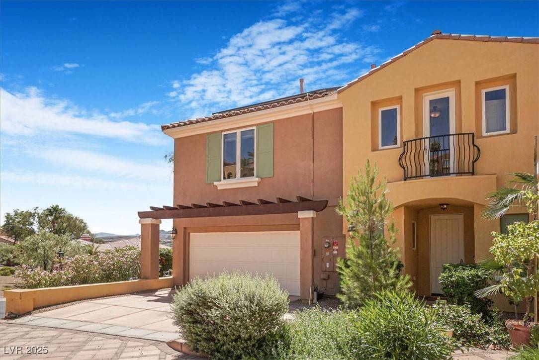 Henderson, NV 89011,1 Cerchio Basso