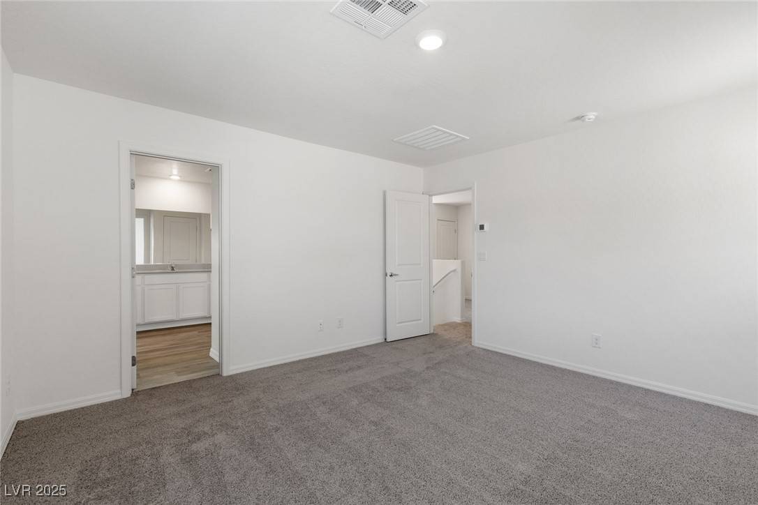 Las Vegas, NV 89122,6210 Blood Lily AVE