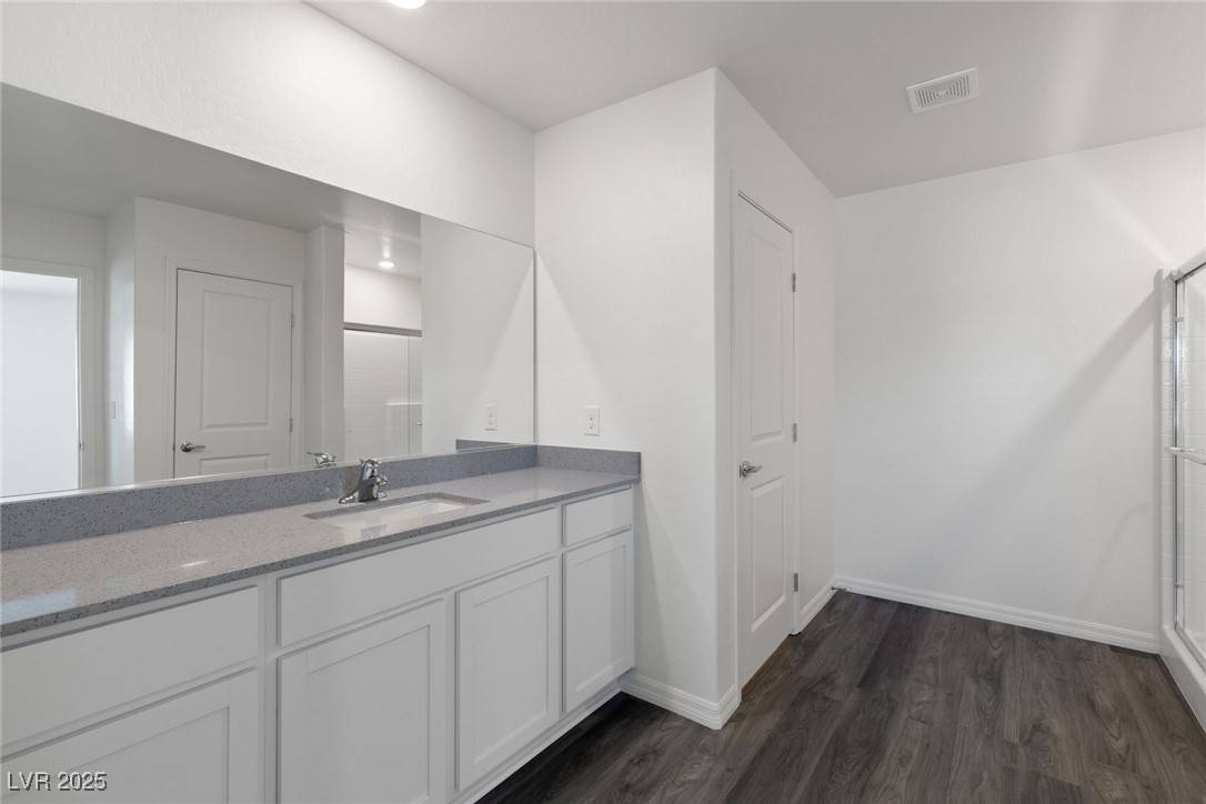 Las Vegas, NV 89122,6210 Blood Lily AVE