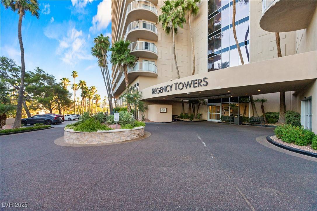 Las Vegas, NV 89109,3111 Bel Air DR #6E