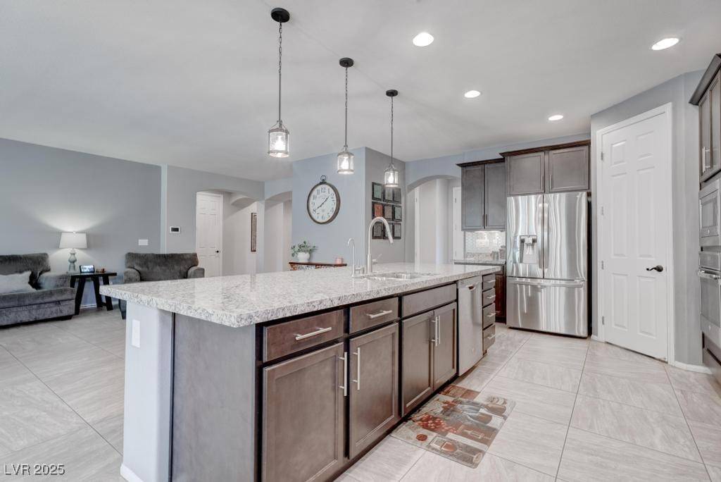 Las Vegas, NV 89149,6985 Hopi Summit CT