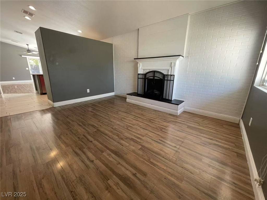 Las Vegas, NV 89147,8296 Broward LN