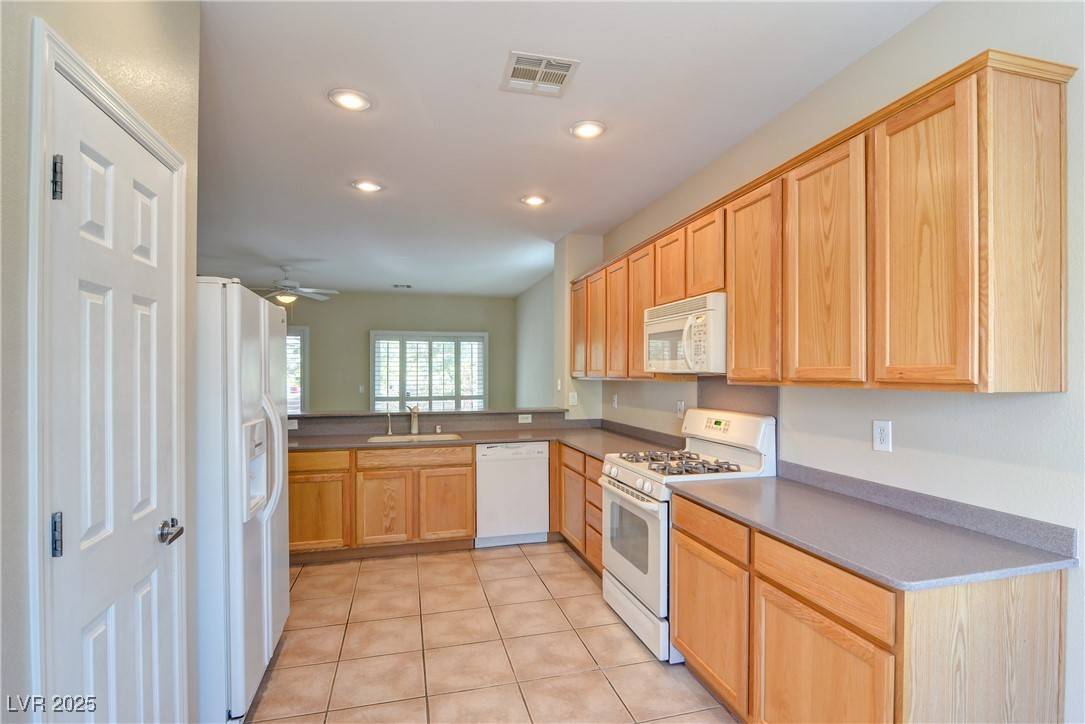 Henderson, NV 89052,2173 Burris Hill DR