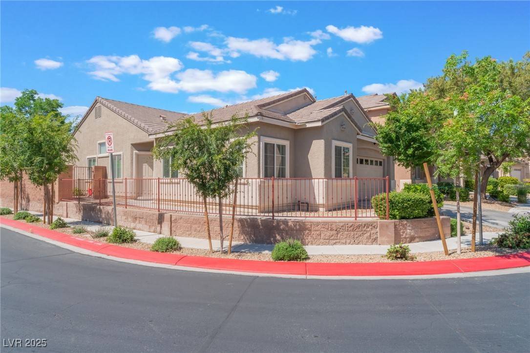 North Las Vegas, NV 89031,329 Gemstone Hill AVE