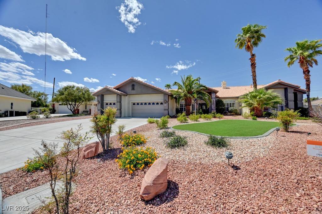 Las Vegas, NV 89117,7540 Crystal Cave DR