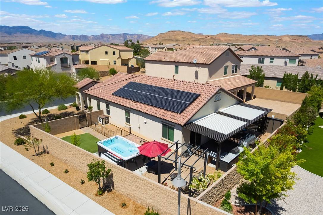Las Vegas, NV 89148,184 Cullerton ST